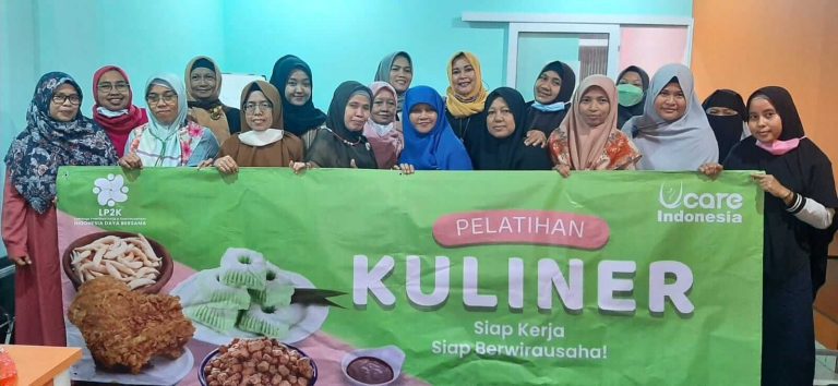 Berita Pelatihan Kue Rumahan- LP2K (Lembaga Pelatihan Kerja & Kewirausahaan) Indonesia Daya Bersama kembali mengadakan training kewirausahaan pada hari senin (28/11) pukul 09.00-17.00 WIB. Kegiatan training ini diadakan kembali untuk memfasilitasi pelatihan kewirausahaan, serta memotivasi para peserta dalam kegiatan pelatihan kue rumahan.