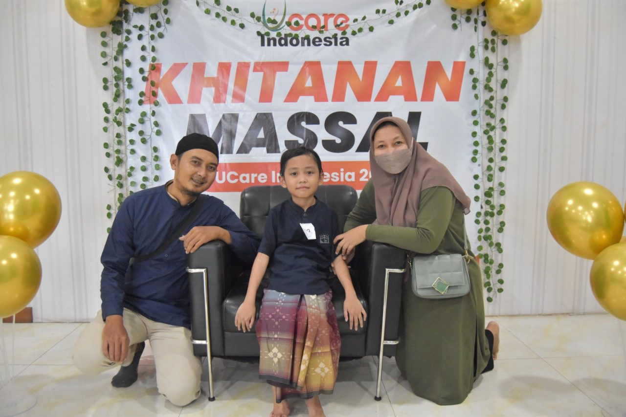 khitanan massal 2023