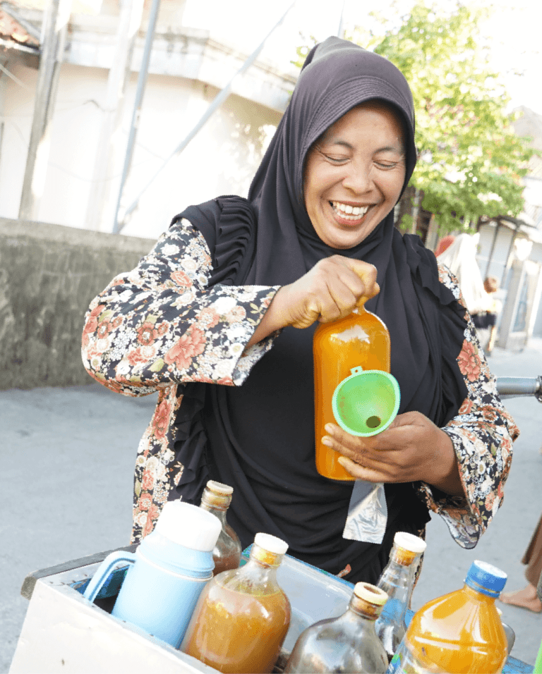 Rancangan Company Profile UCare Indonesia 2025aa-17 (1)