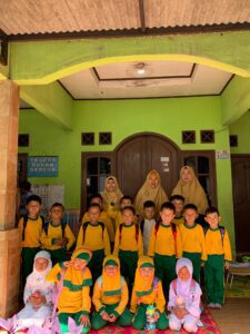 BANTUAN ALAT TULIS TK UKHUWAH (3)