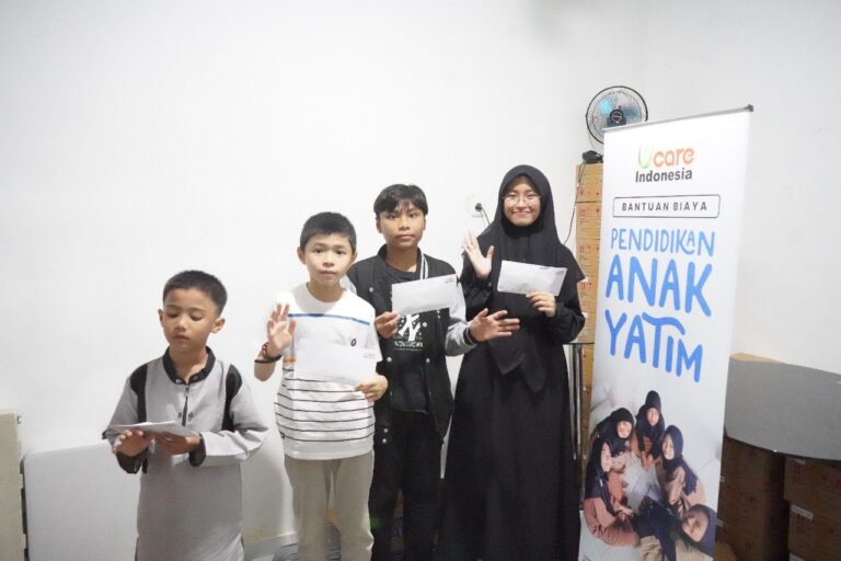 bantuan pendidikan anak yatim