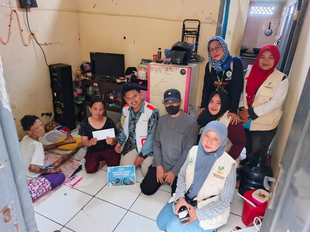 Bantuan biaya pengobatan