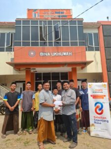 Bantuan biaya pendidikan