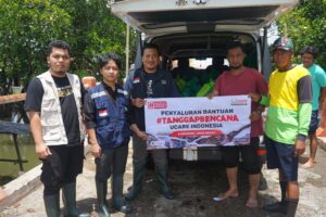 bantuan bencana untuk korban banjir di Kabupaten Bekasi