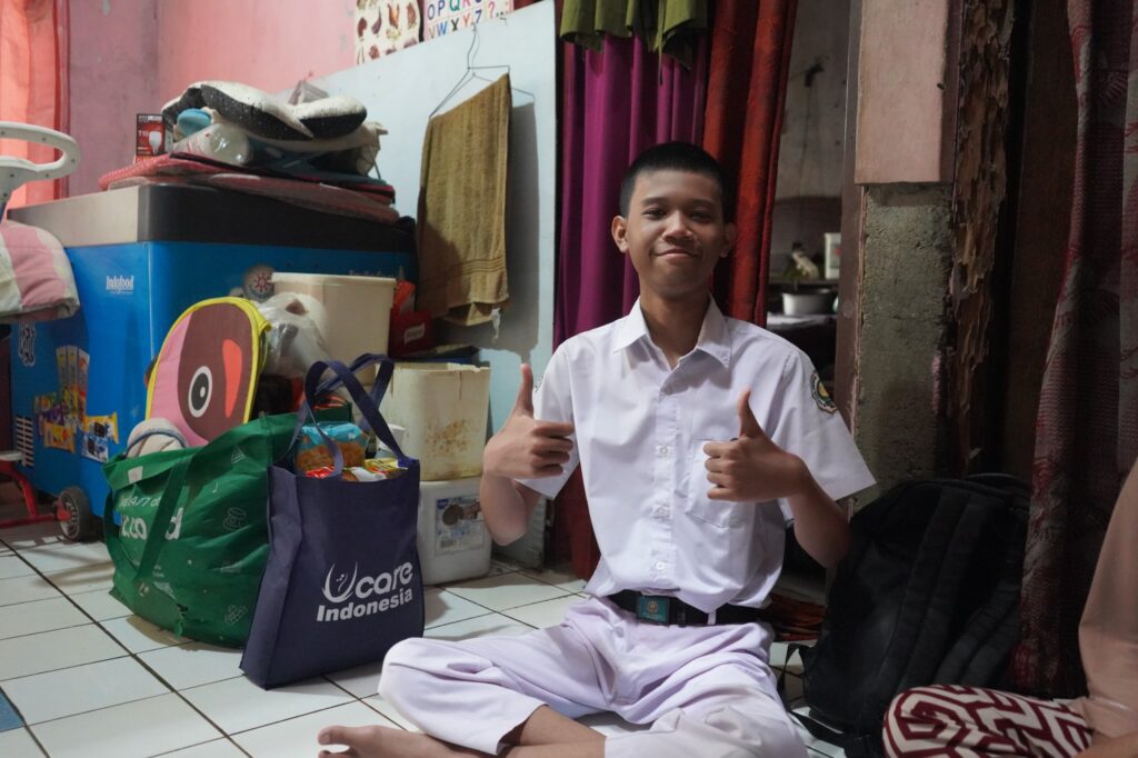 Penyaluran BIDIK UCare Indonesia untuk Ibrahim