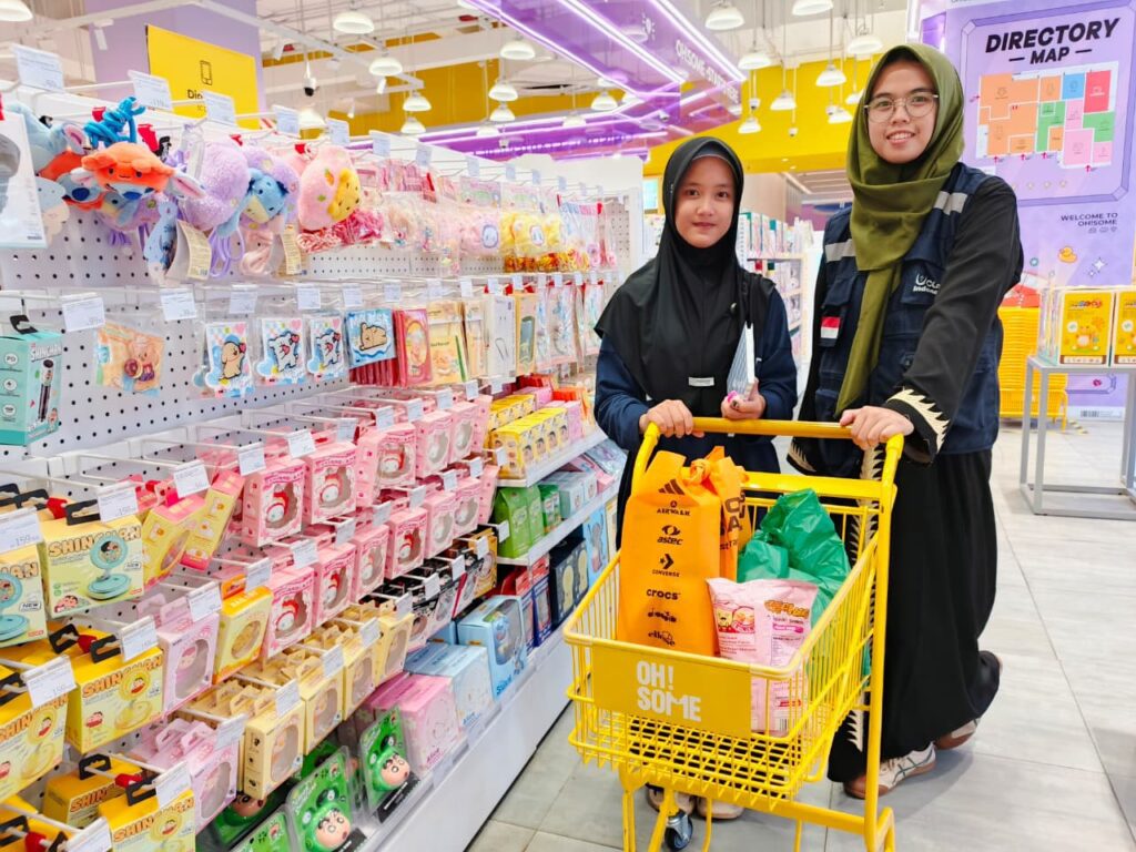 santunan yatim untuk Anisa Cahya