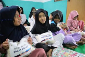 zakat fitrah dan apresiasi guru & dai ke Rumah Quraan Khoirunnisa