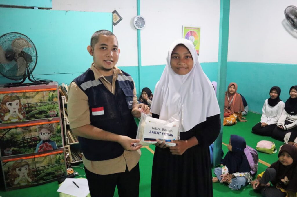 zakat fitrah dan apresiasi guru & dai ke Rumah Quraan Khoirunnisa