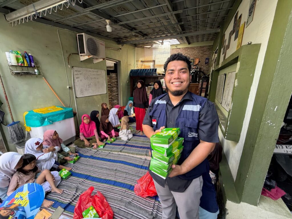 paket fidyah ke Rumah Pintar Aisha