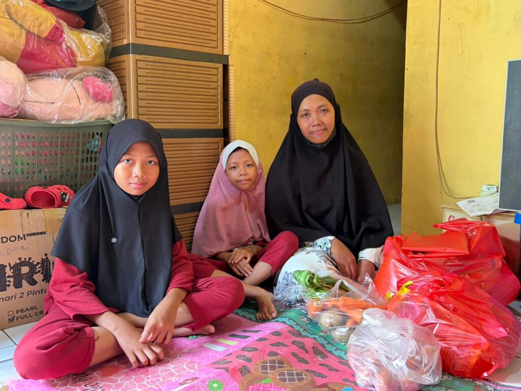 Bantuan advokasi kesehatan dan modal usaha