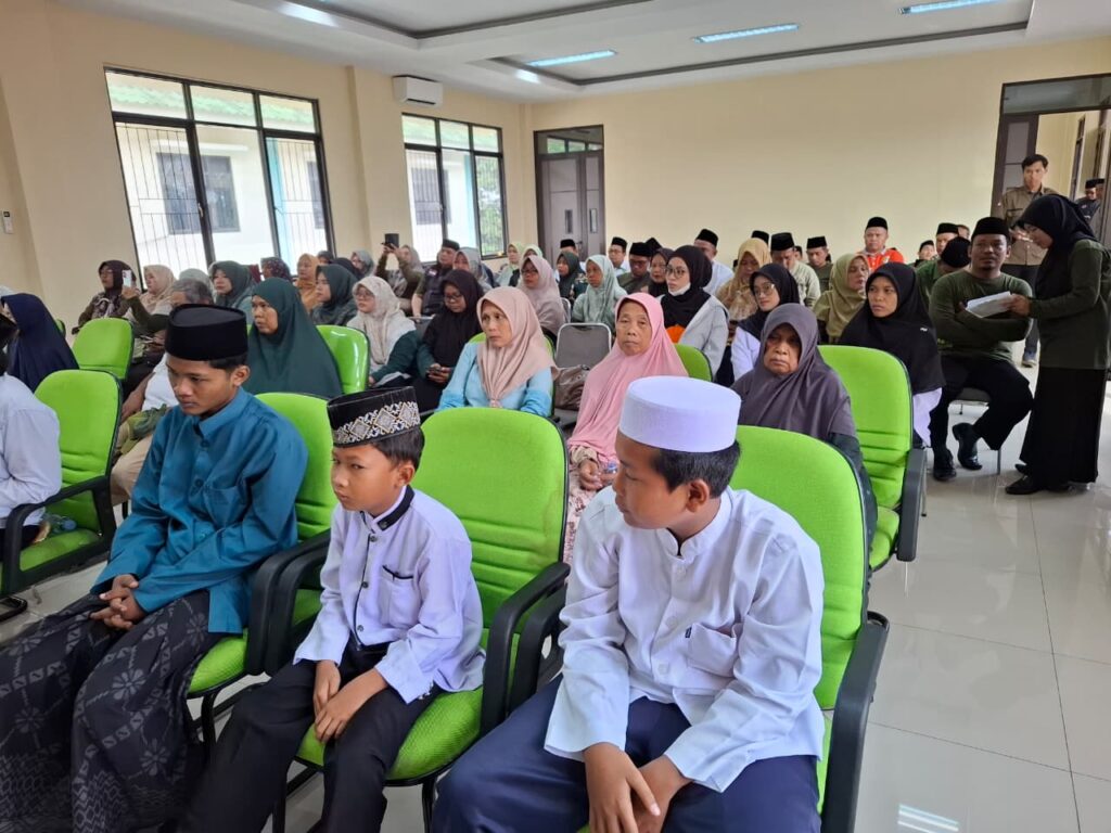 santunan anak yatim dan dhuafa di Kabupaten Bekasi