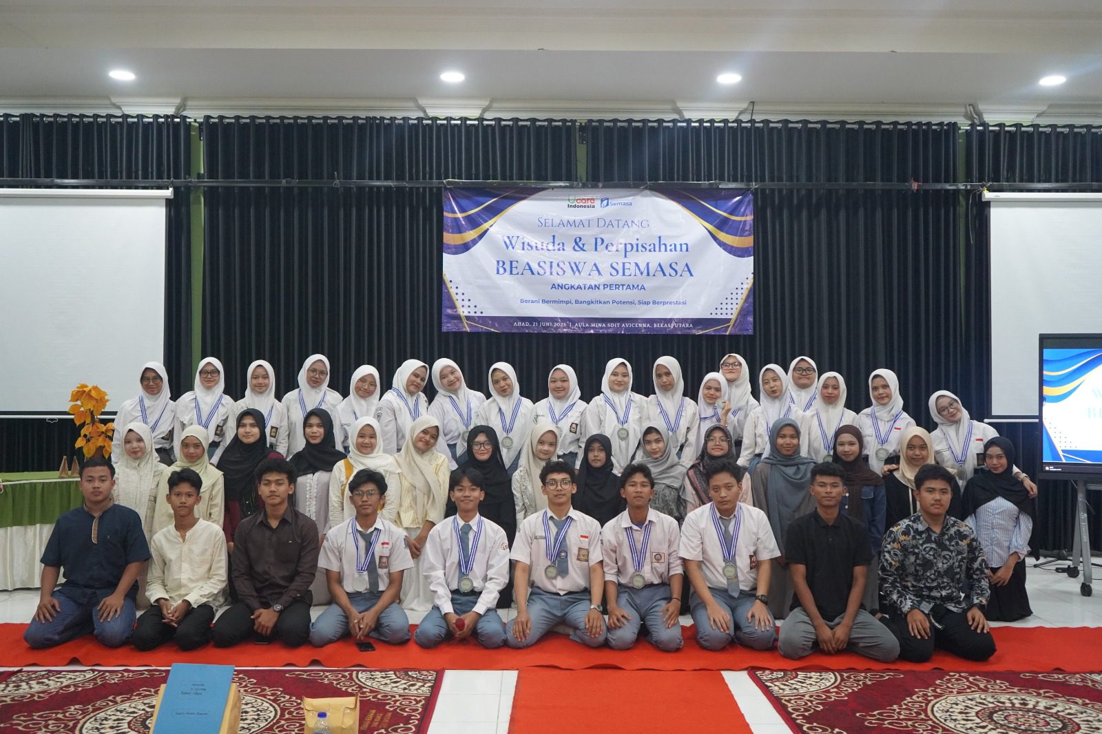 Wisuda Beasiswa SEMASA