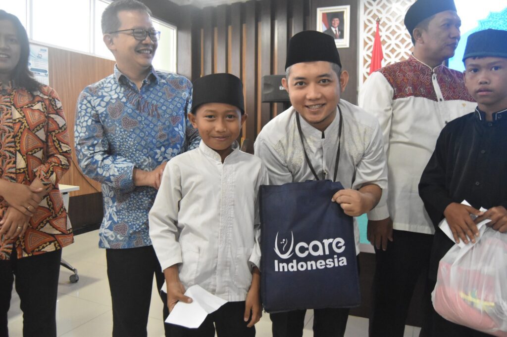 Lebaran Yatim dan Difabel