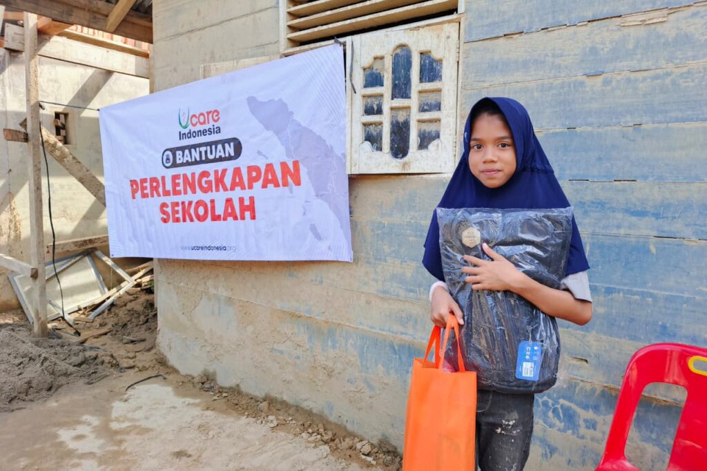 perlengkapan Sekolah untuk Warga Penyintas Bencana Aceh Tamiang