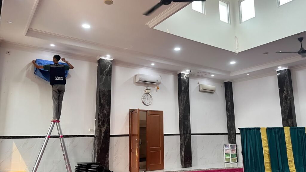 service AC gratis di Masjid Nurul Falah