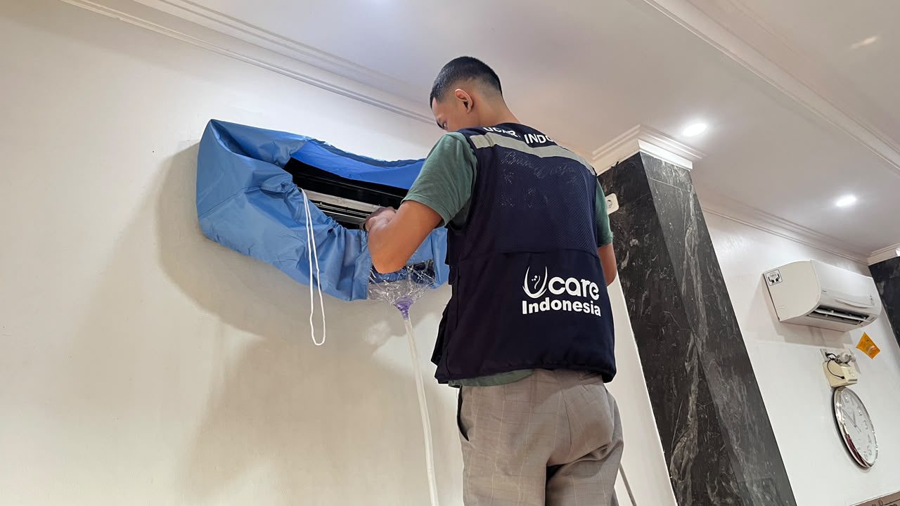service AC gratis di Masjid Nurul Falah