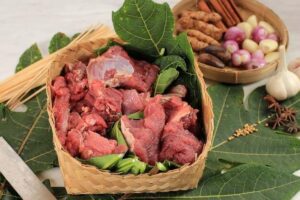 5 Golongan yang Berhak Menerima Daging Kurban, Siapa Saja?