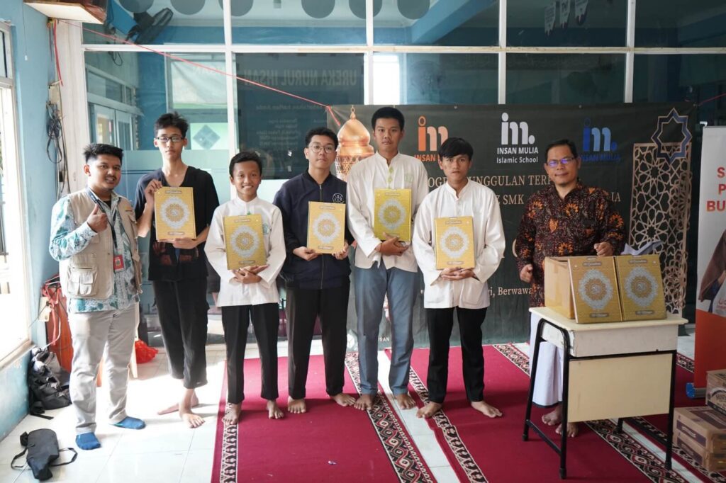 Penyaluran Sedekah Pangan Buat Umat 4 (1)