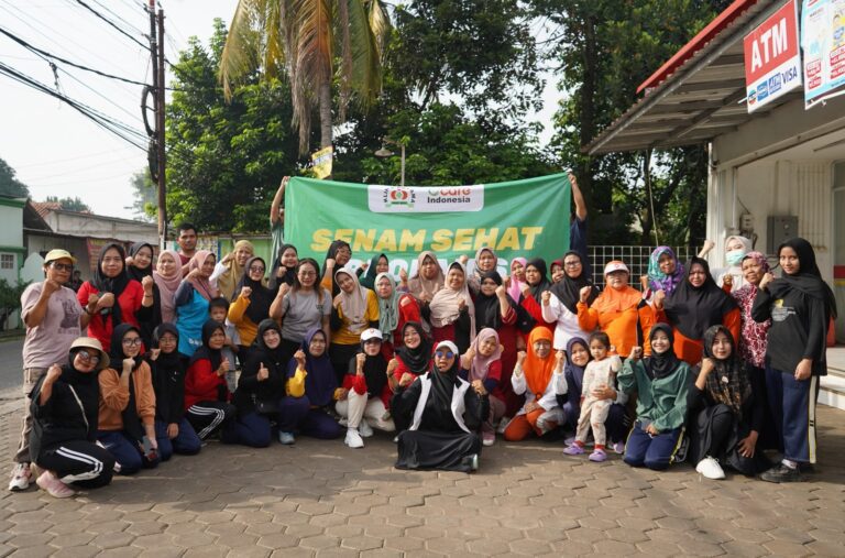 Senam bersama dan pemeriksaan kesehatan