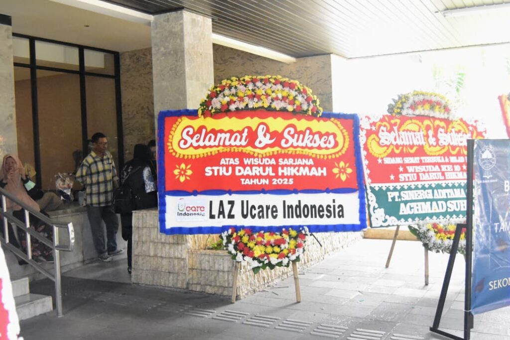 Wisuda STIU Darul Hikmah