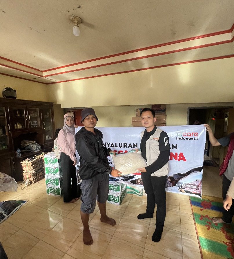 Bantuan untuk korban banjir dan tanah longsor