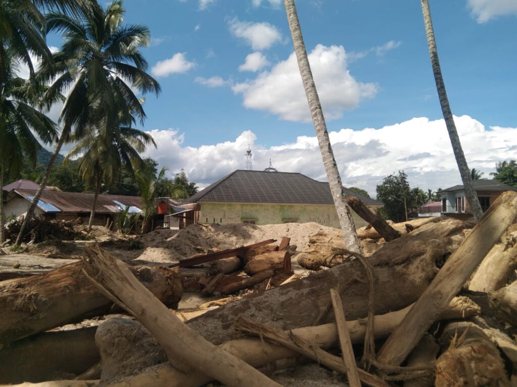 Bantuan ke Desa Tolang Julu Tapanuli Selatan