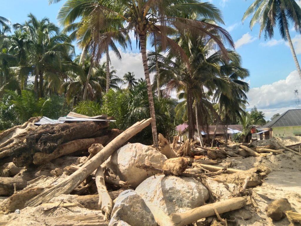 Bantuan ke Desa Tolang Julu Tapanuli Selatan