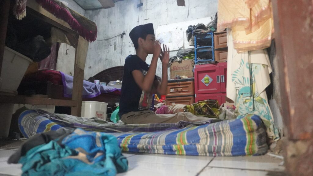 Bantuan pendidikan untuk Ibrahim