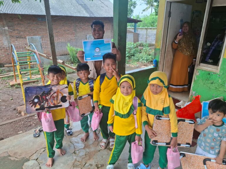 Donasi PT NOK Indonesia ke TK Ukhuwah Bantar Gebang