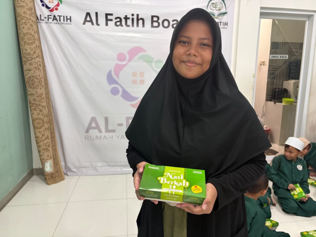 paket fidyah ke Yayasan Yatim Dhuafa Al Fatih