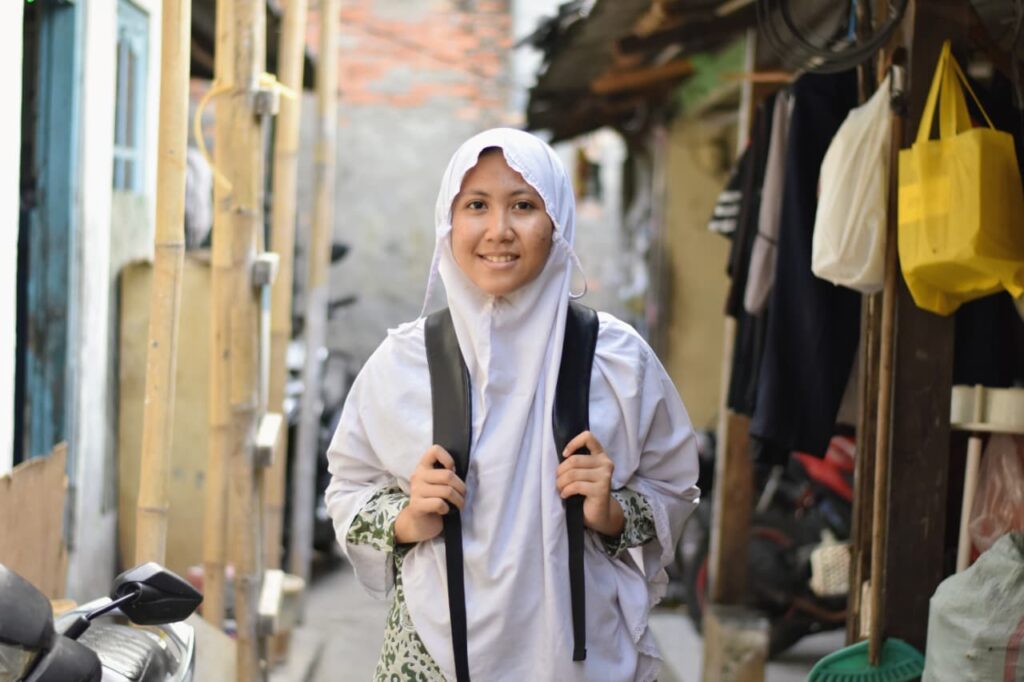 bantuan pendidikan yatim untuk Hafiyyah