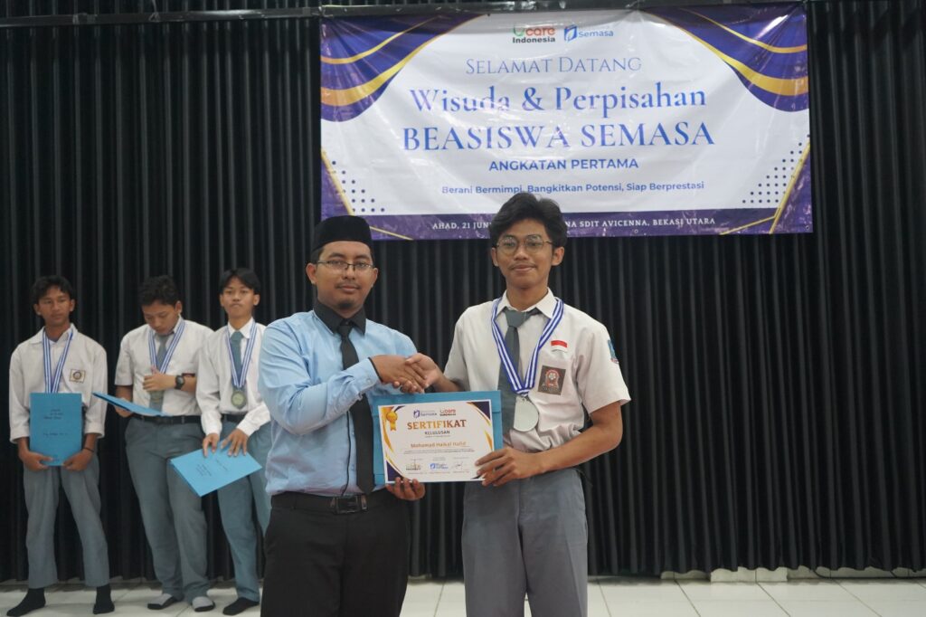 Wisuda Beasiswa SEMASA