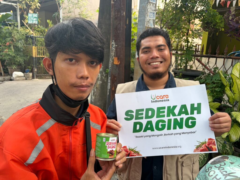 sedekah daging UCare Indonesia