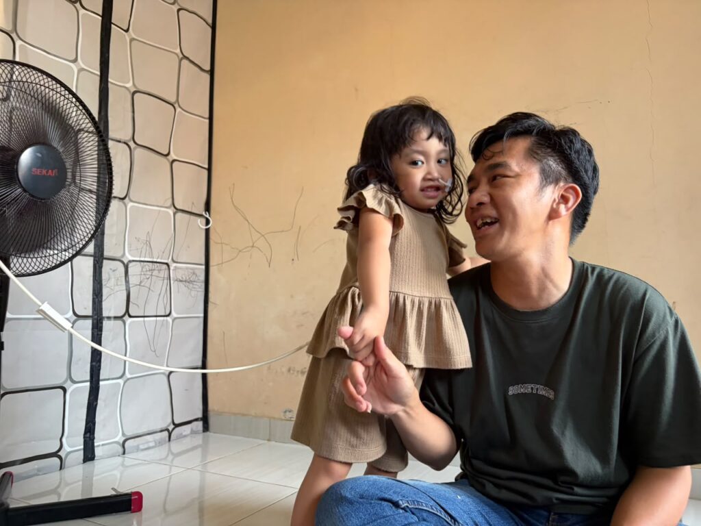 Bantuan kesehatan untuk Athaya