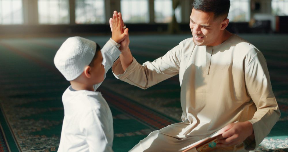 ide quality time ayah bersama anak laki-laki