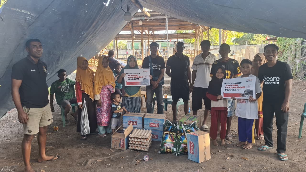 Bantuan untuk warga korban gempa NTT